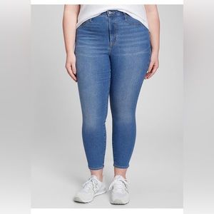 GAP Women's High Rise Favorite Jegging Pant